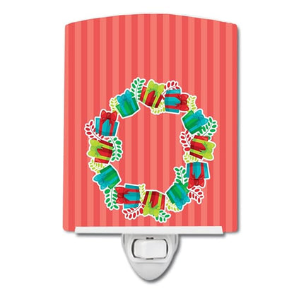 Caroline's Treasures BB6976CNL Christmas Wreath Presents Ceramic Night Light Compact, UL-Certified, Ideal for Bedroom, Bathroom, Nursery, Hallway, Kitchen, 6x4x3, Multicolor