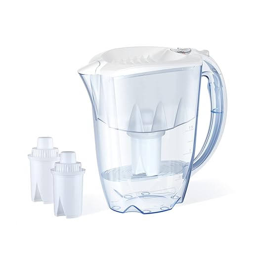 AQUAPHOR Ideal 7-Cup Water Filter Pitcher - White with 3 x B15 Filters - Fits in The Fridge Door - Reduces Limescale and Chlorine - Ideal for Seven Cups