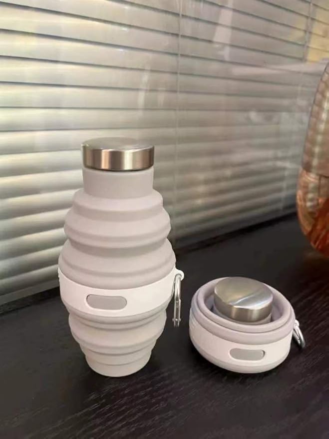 Collapsible Silicone Water Bottle with Carabiner, 475ml/17oz, BPA-Free, Leak-Proof, Lightweight & Durable for Travel, Gym, Camping (Grey)