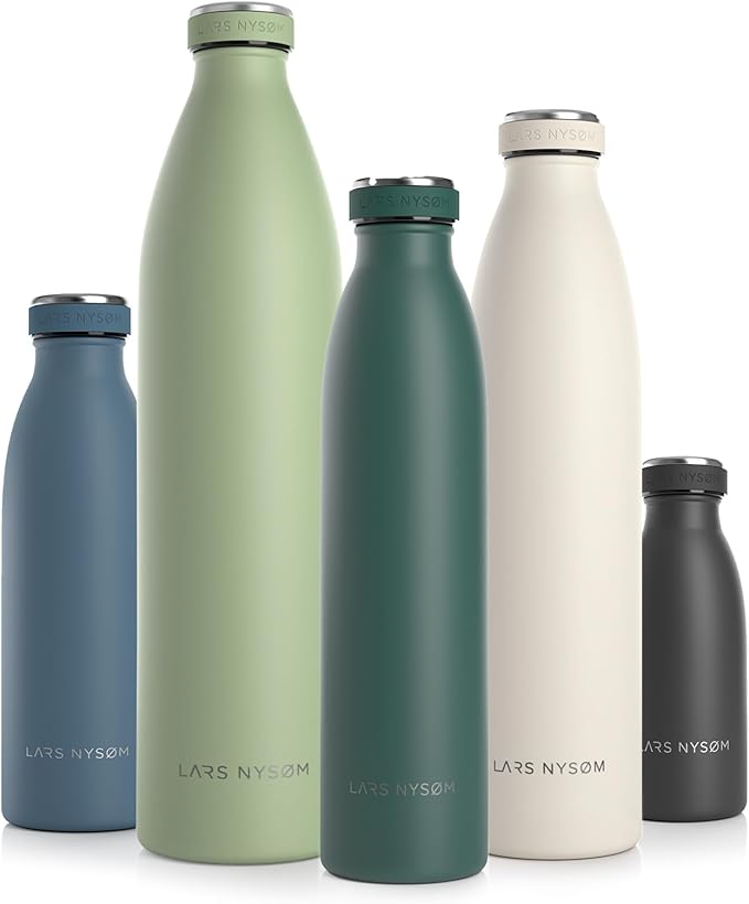 LARS NYSØM Stainless Steel Insulated Water Bottle 12oz 17oz 25oz 34oz 51oz | BPA-free Insulated Thermo Flask for Hot and Cold Beverages | Leakproof Drinking Bottle (Bayberry, 25oz)