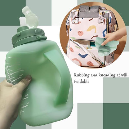 64oz Foldable Silicone Water Cups with Straw, BPA Free, for Outdoor Sports Water Bottle (Green)