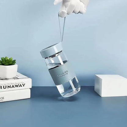 Snminetal 16 oz Borosilicate glass water bottle-with sealing cap and Holsters and filters Reusable Portable Glass drinking Bottle Apply to Make tea, coffee, office Go To School (Blue+Green)