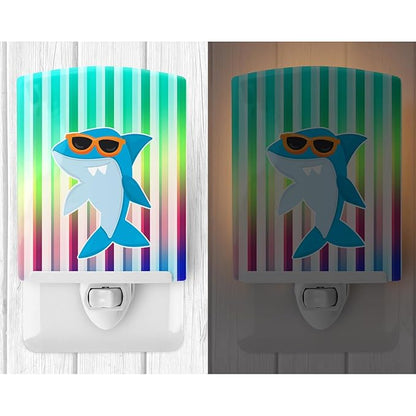 Caroline's Treasures BB6944CNL Cool Kat Shark Ceramic Night Light Compact, UL-Certified, Ideal for Bedroom, Bathroom, Nursery, Hallway, Kitchen, 6x4x3, Multicolor