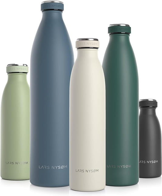 LARS NYSØM Stainless Steel Insulated Water Bottle 12oz 17oz 25oz 34oz 51oz | BPA-free Insulated Thermo Flask for Hot and Cold Beverages | Leakproof Drinking Bottle (Buttercream, 25oz)