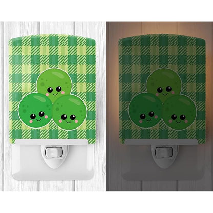 Caroline's Treasures BB6890CNL Three Peas Ceramic Night Light Compact, UL-Certified, Ideal for Bedroom, Bathroom, Nursery, Hallway, Kitchen, 6x4x3, Multicolor