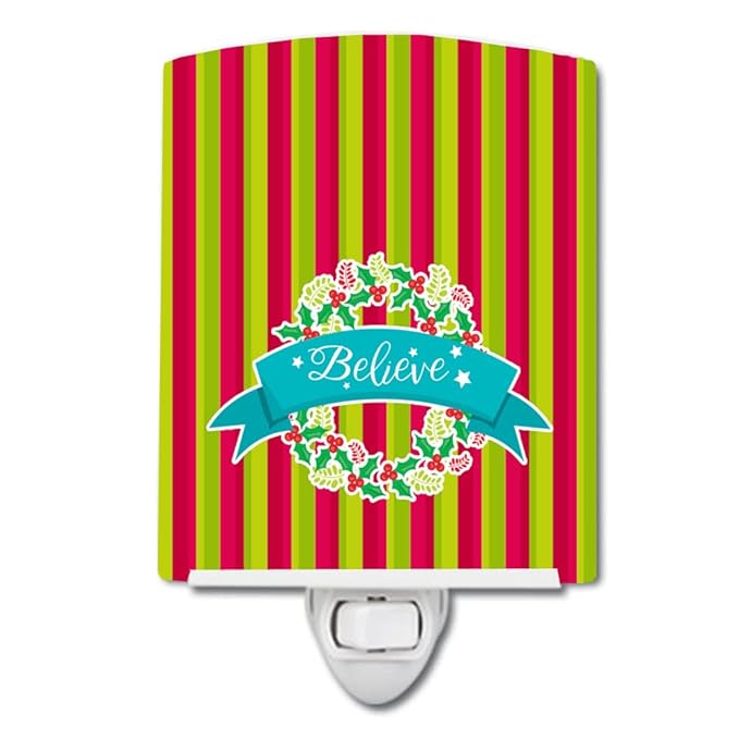 Caroline's Treasures BB6975CNL Christmas Wreath Believe Ceramic Night Light Compact, UL-Certified, Ideal for Bedroom, Bathroom, Nursery, Hallway, Kitchen, 6x4x3, Multicolor