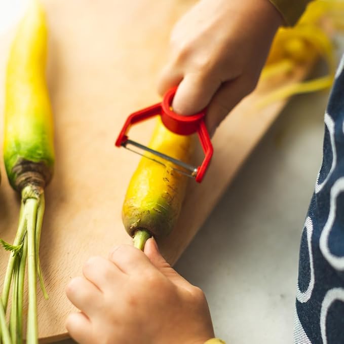 Opinel Le Petit Chef Peeler For Children and Teaching Food Prep and Kitchen Safety, Made in France