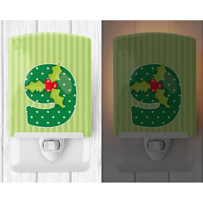 Caroline's Treasures BB8695CNL Christmas Month 9 Holly Ceramic Night Light Compact, UL-Certified, Ideal for Bedroom, Bathroom, Nursery, Hallway, Kitchen, 6x4x3, Multicolor