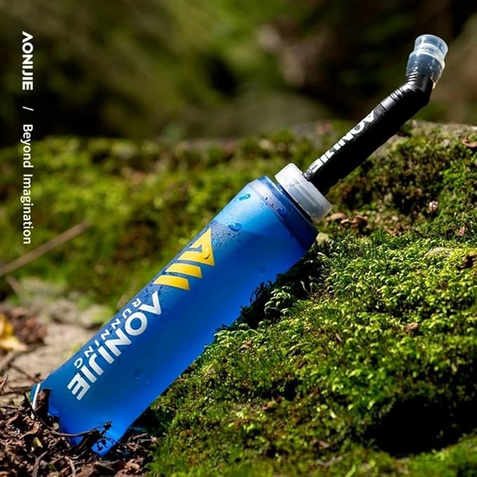 AONIJIE 2Pcs Collapsible Water Bottles, BPA-Free Soft Flask for Hydration Pack Foldable Easy to Carry (2 * 250ml with straw)