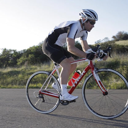 6 Pack 730ml(25oz) Sports Squeeze Plastic Water Bottle With Push Pull Cap and Anti Dust Cover - White