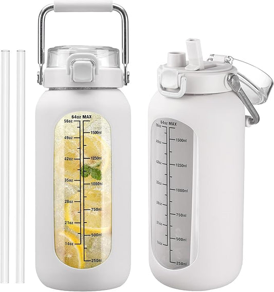 kytffu 64 oz Glass Water Bottle with Straw and Stainless Steel Handle, Half Gallon Water Bottle with Silicone Sleeve and Time Marker, 2L Large Glass Bottle for Gym, School, Travel, Leak-proof (White)