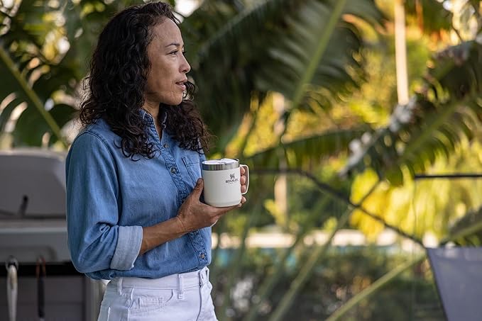 Stanley Classic Legendary Camp Mug