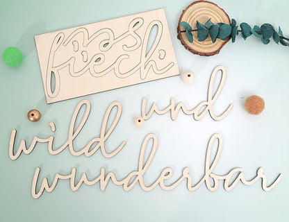 Lettering Wood Sei Frech, Wild und wunderbar - Plywood Words Sign for Decoration, Children's Room Saying Quote, Nursery Wall Art, Wooden Word Text Art (Sei Frech, Wild und wunderbar)