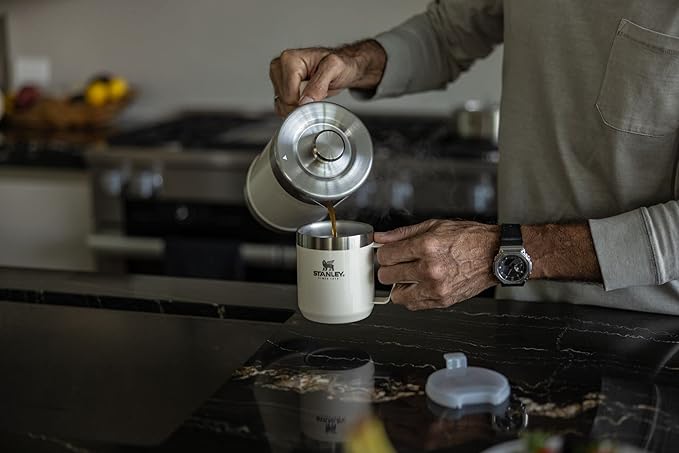 Stanley Classic Legendary Camp Mug