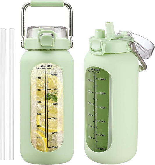 kytffu 64 oz Glass Water Bottle with Straw and Stainless Steel Handle, Half Gallon Water Bottle with Silicone Sleeve and Time Marker, 2L Large Glass Bottle for Gym, School, Travel, Leak-proof (Green)