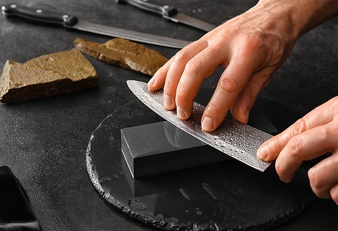 Moss & Stone Stainless Steel Serrated Small Knife Set, Kitchen knives Set With High-Carbon Stainless Steel Blades & Wood Block Set, Cutlery Knife Set Small, Basics 7 Piece Kitchen Knifes