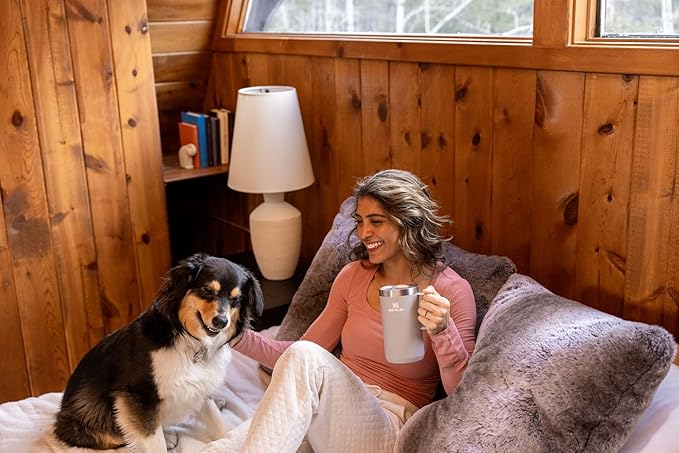 Stanley Classic Legendary Camp Mug