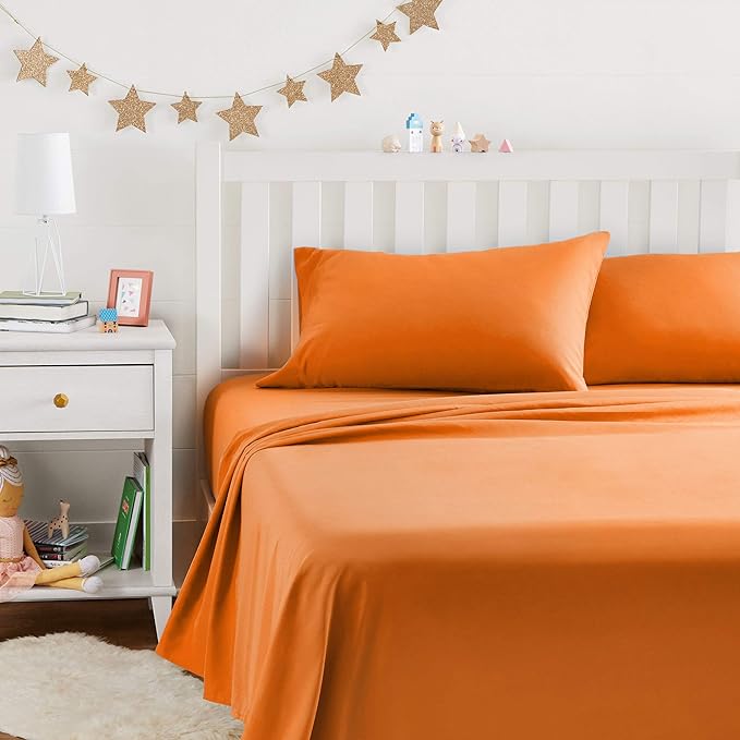 Amazon Basics Kid's Soft Easy-Wash Lightweight Microfiber 4-Piece Sheet Set, Solid, Full, Bright Orange