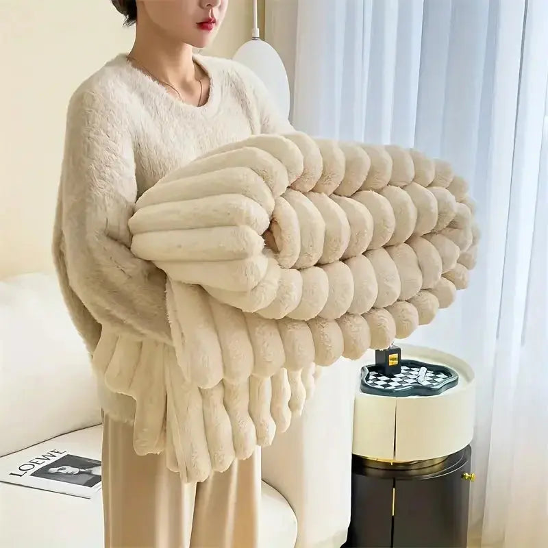 Couverture chaude d'hiver blanc lait