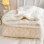 Heavy Wool Winter Blanket - Vignette | Couvertures Cosy