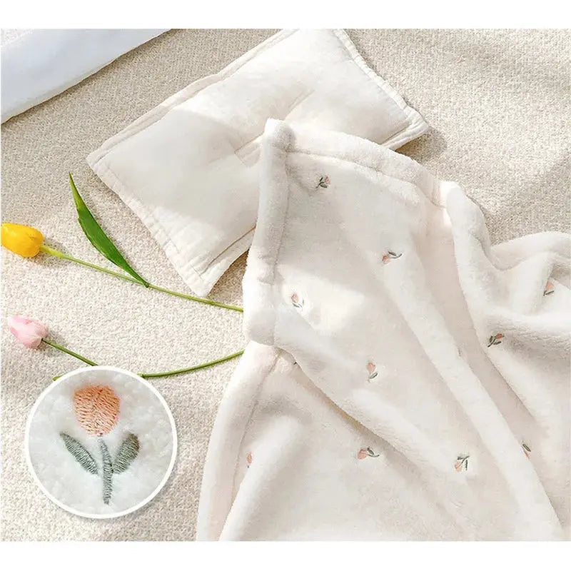 Couverture de bébé en flanelle tulie
