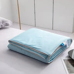 Cooling blanket - Vignette | Couvertures Cosy