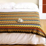 Hand-knitted blanket with pompom - Vignette | Couvertures Cosy