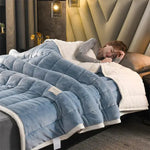 Thick Lamb Cashmere Bedspread - Vignette | Couvertures Cosy