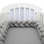 Braided Baby Crib Bumper - Vignette | Couvertures Cosy